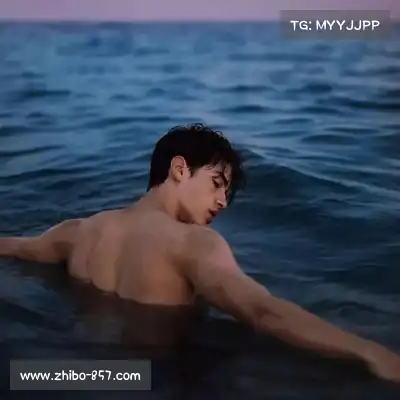 蓬盈晓